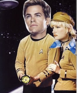 Watch JAMIE SCANDAL’s Star Trek parody & original song about NAKED Chris Pine!
